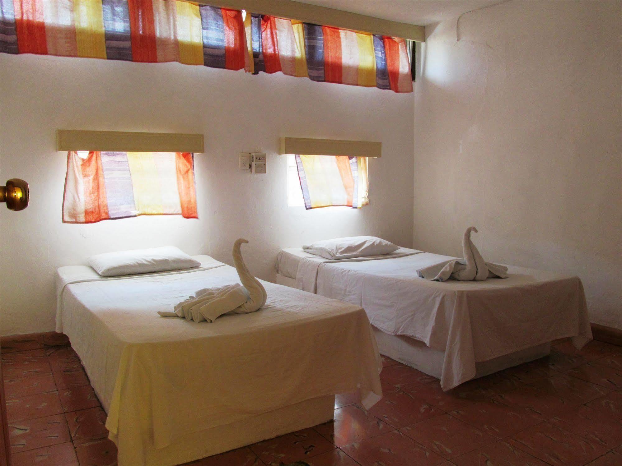Hotel Maria Guadalupe Valladolid  Buitenkant foto